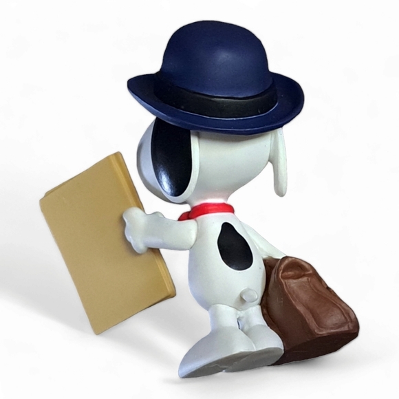 Hallmark Series Keepsake Edition Peanuts The Legal Beagle Ornament (2006) - Picture 5 of 8